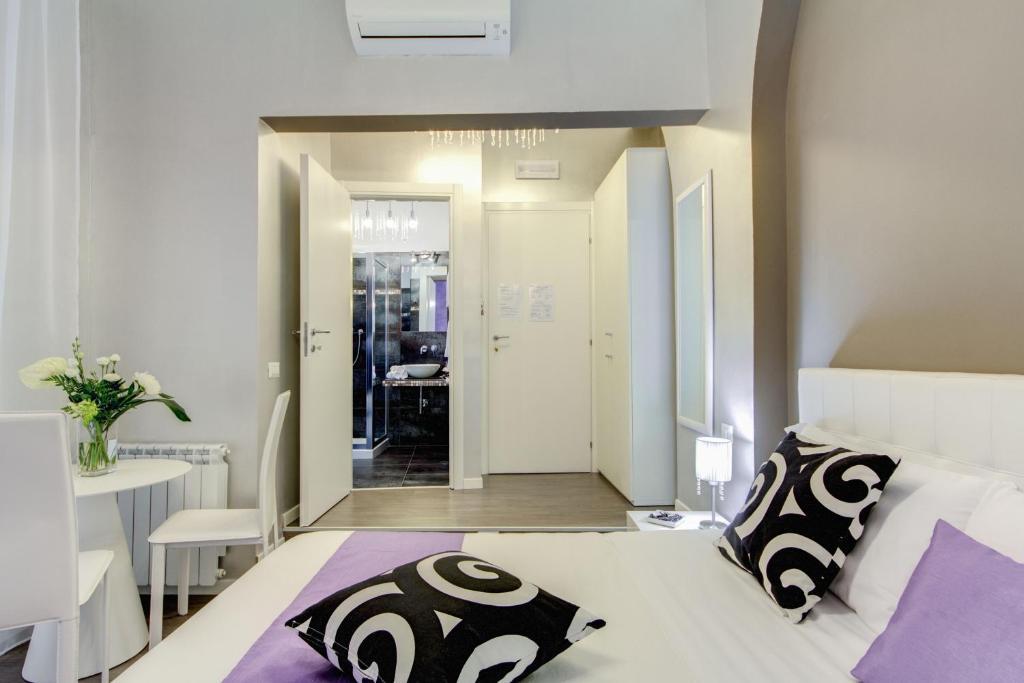 B&B Colosseo Panoramic Rooms Ρώμη Δωμάτιο φωτογραφία