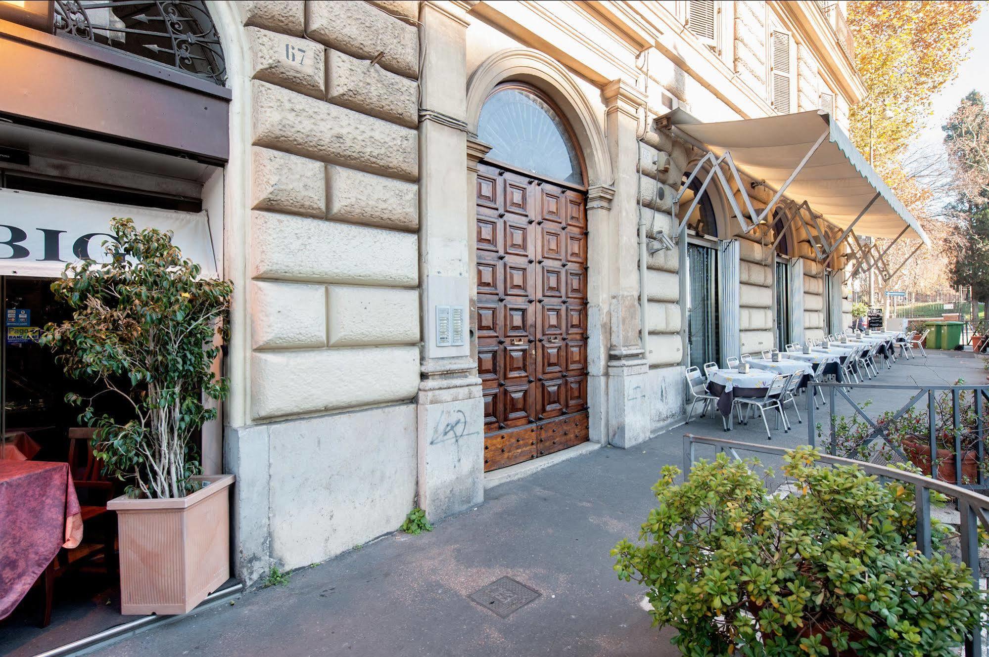 B&B Colosseo Panoramic Rooms Ρώμη Εξωτερικό φωτογραφία